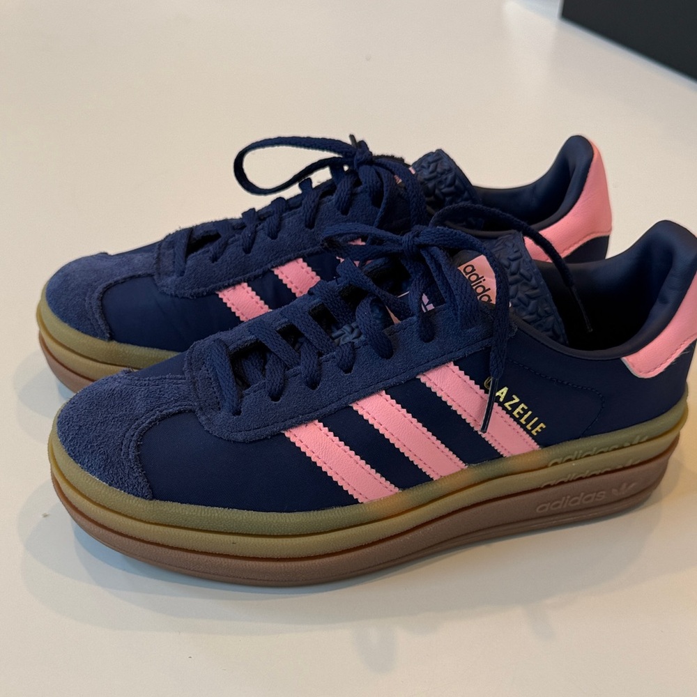 adidas Navy & Pink Platform Gazelle Sneakers- New size 6.5